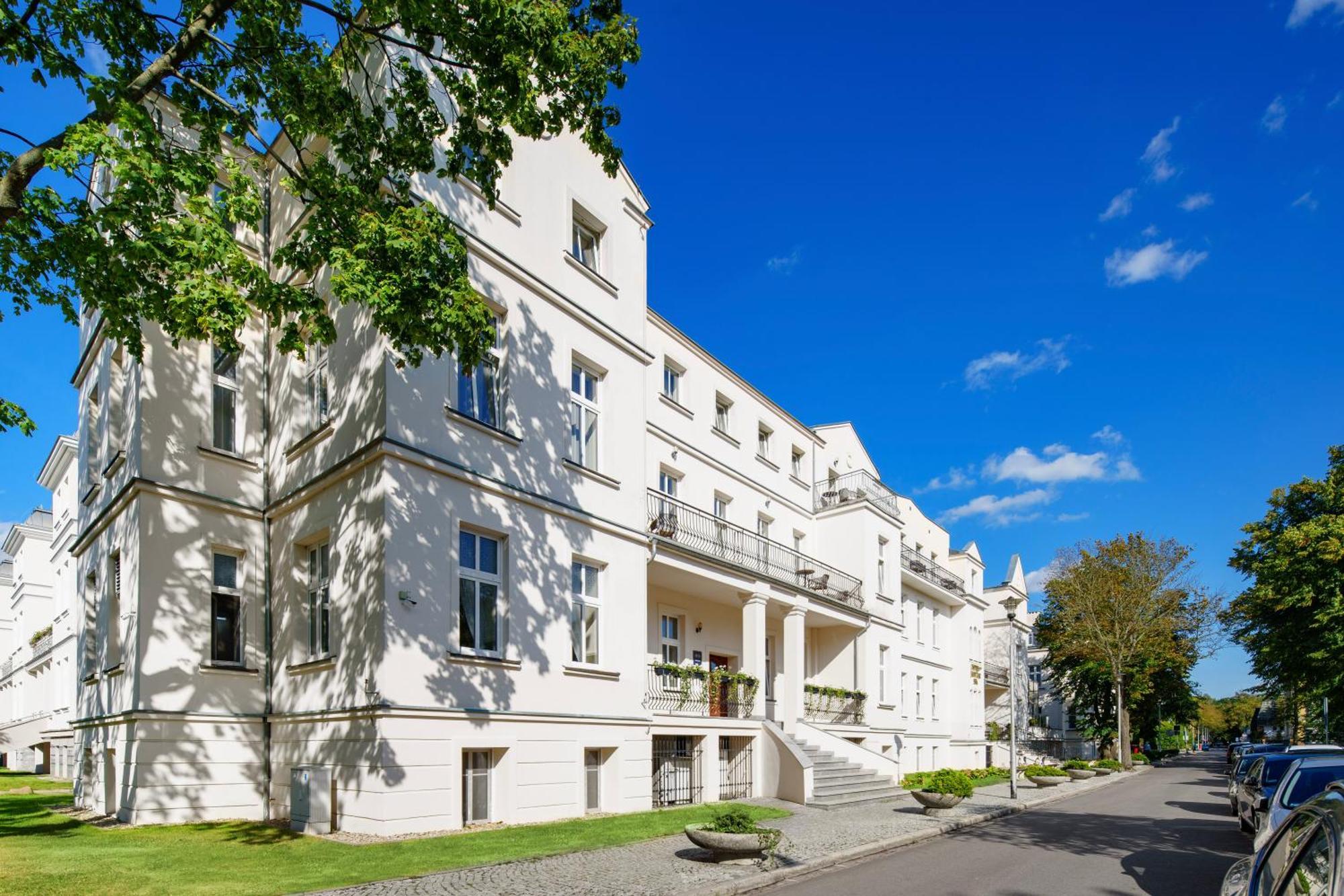 Jantar Hotel & Spa By Zdrojowa Kolobrzeg Bagian luar foto