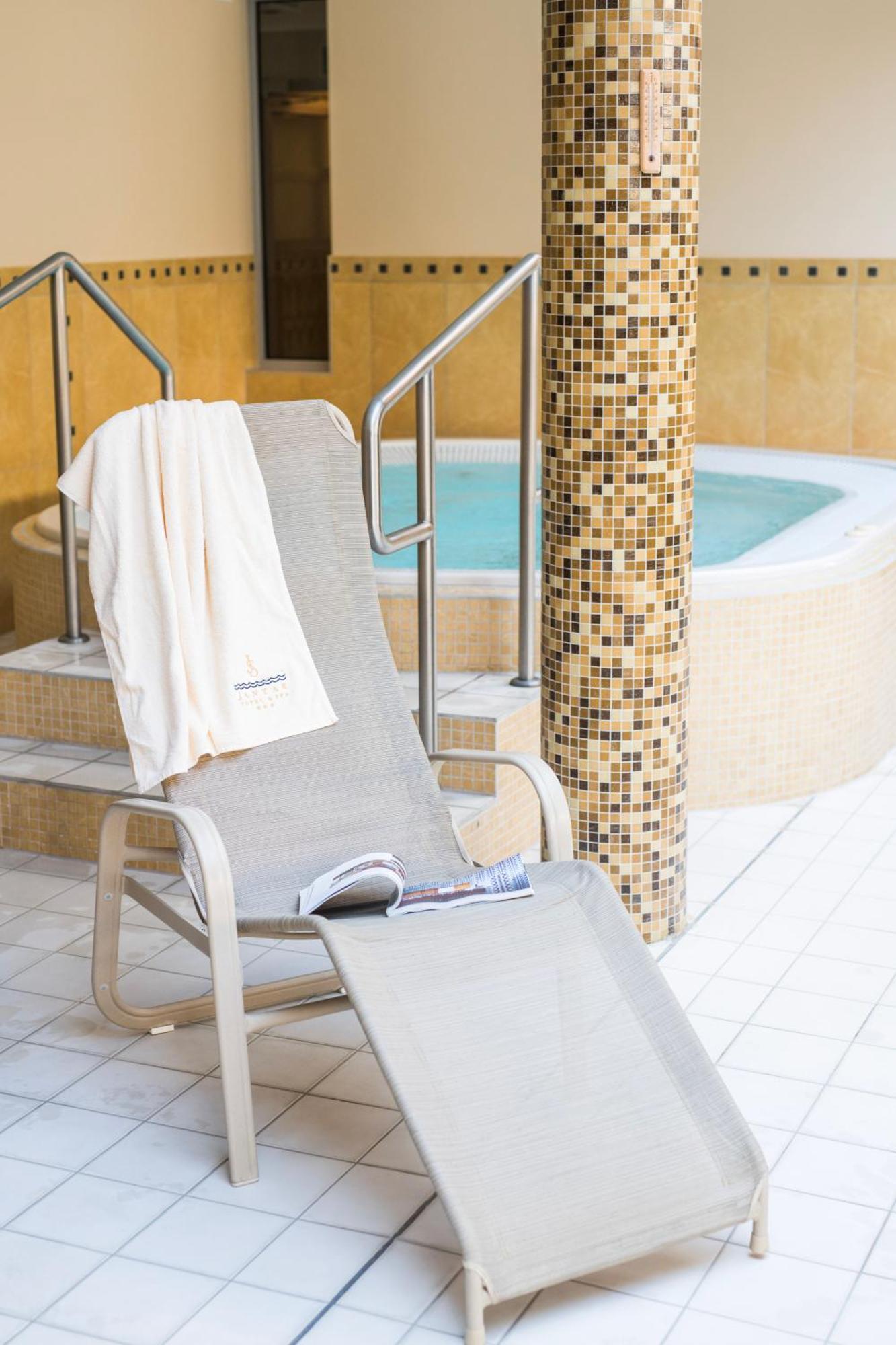 Jantar Hotel & Spa By Zdrojowa Kolobrzeg Bagian luar foto