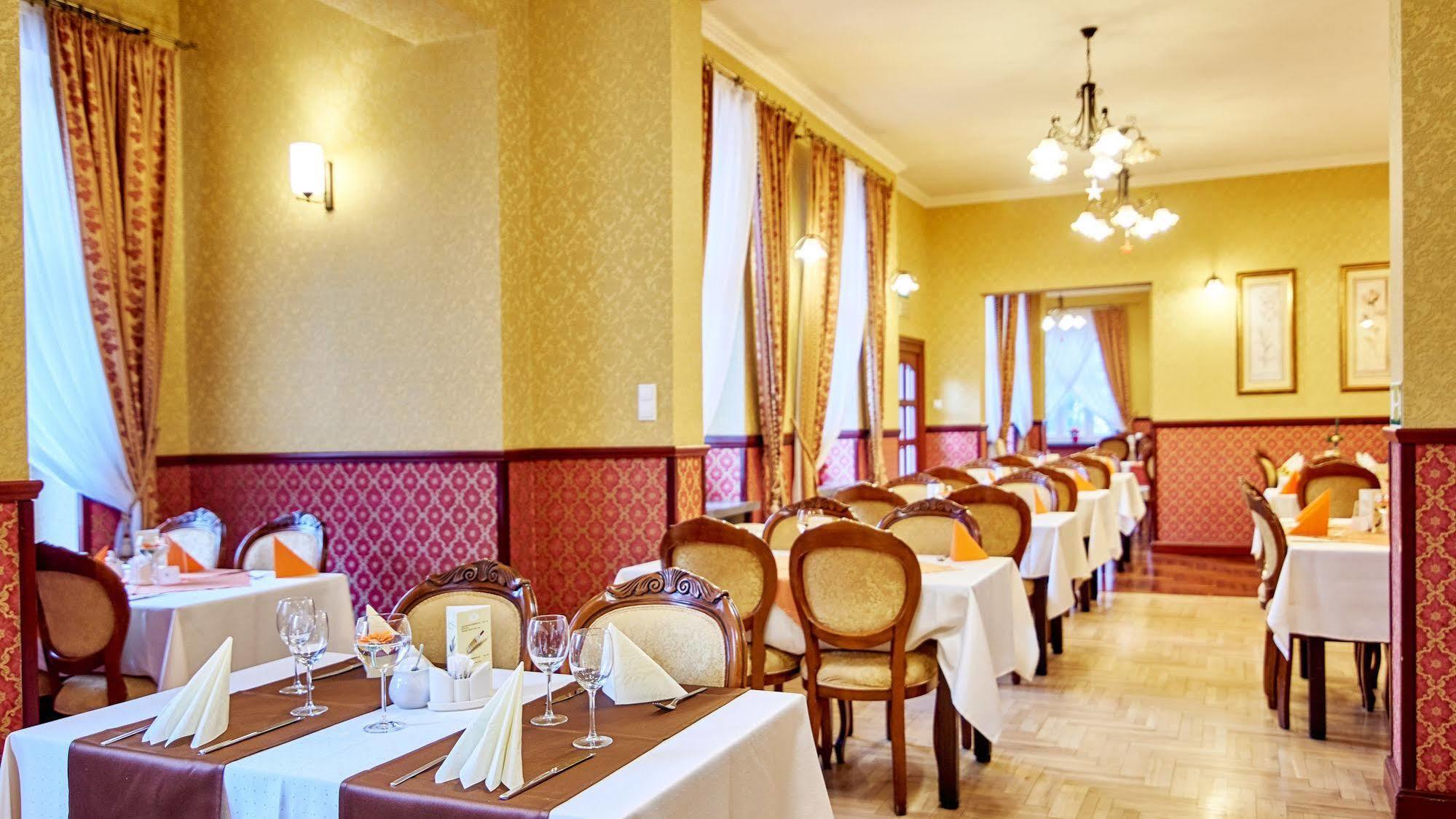 Jantar Hotel & Spa By Zdrojowa Kolobrzeg Bagian luar foto