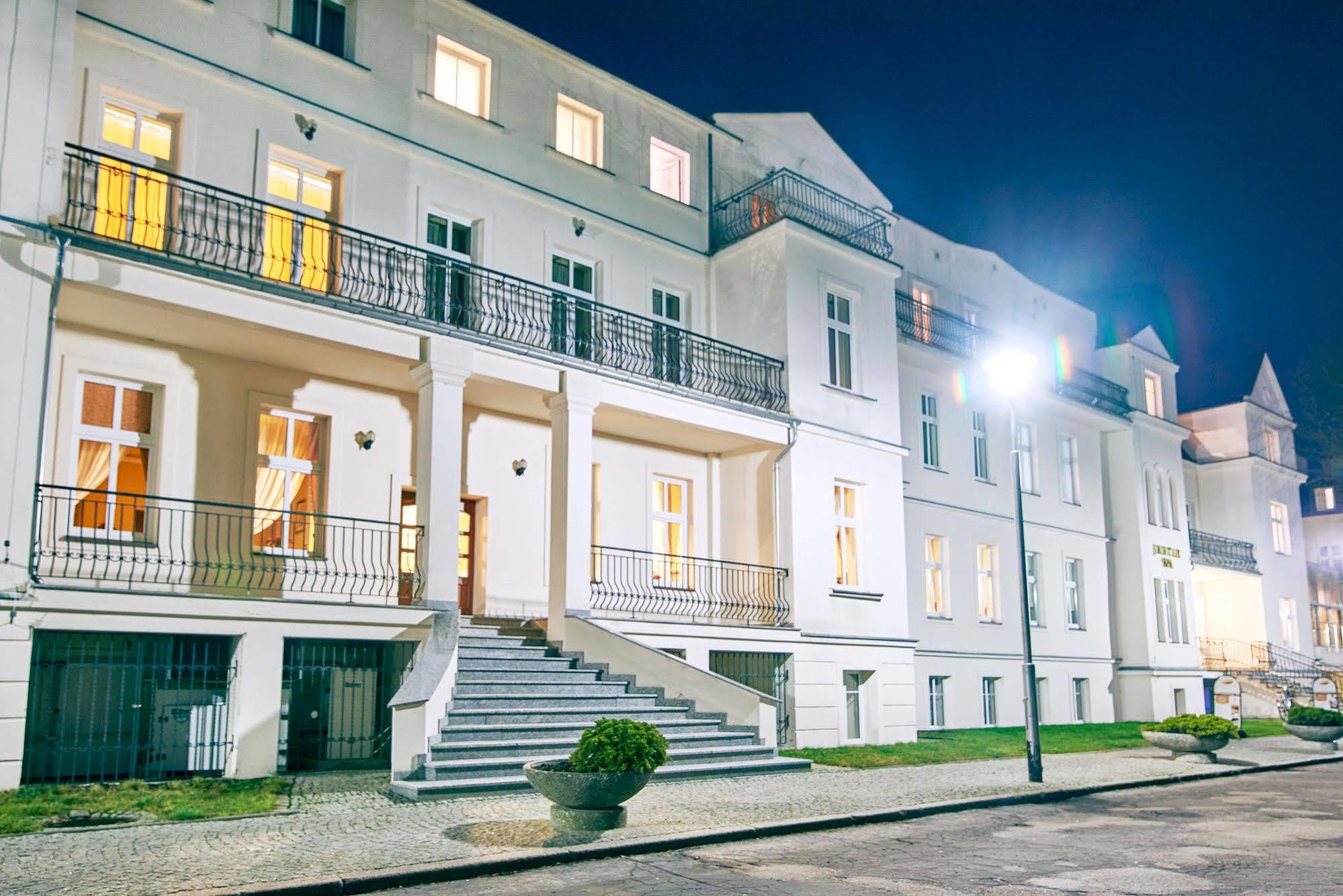 Jantar Hotel & Spa By Zdrojowa Kolobrzeg Bagian luar foto